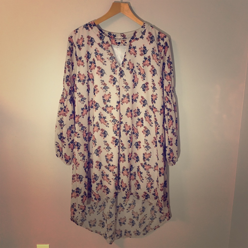 Floral high-low long sleeve dress